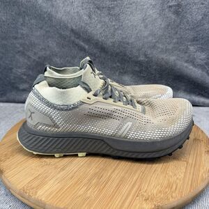 Flux Footwear Shoes Womens Size 7.5 Beige Mesh Running Athletic Gym Sneakers